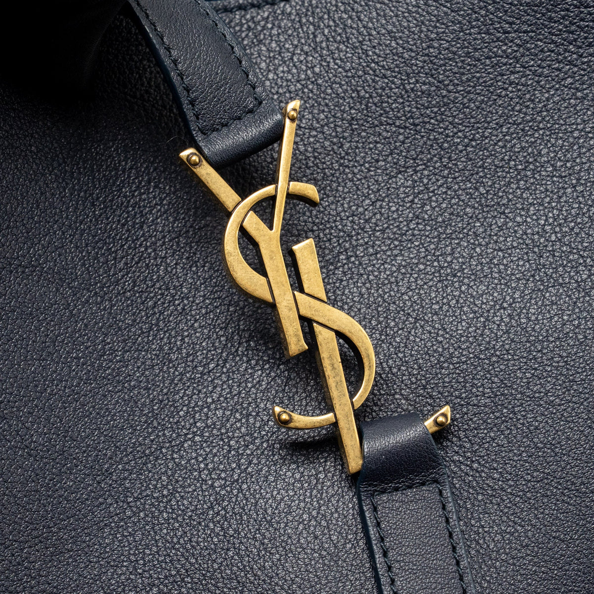 Saint Laurent/YSL Le 5 A 7 Supple Large Bag Grained Calfskin Bleu Abysse GHW