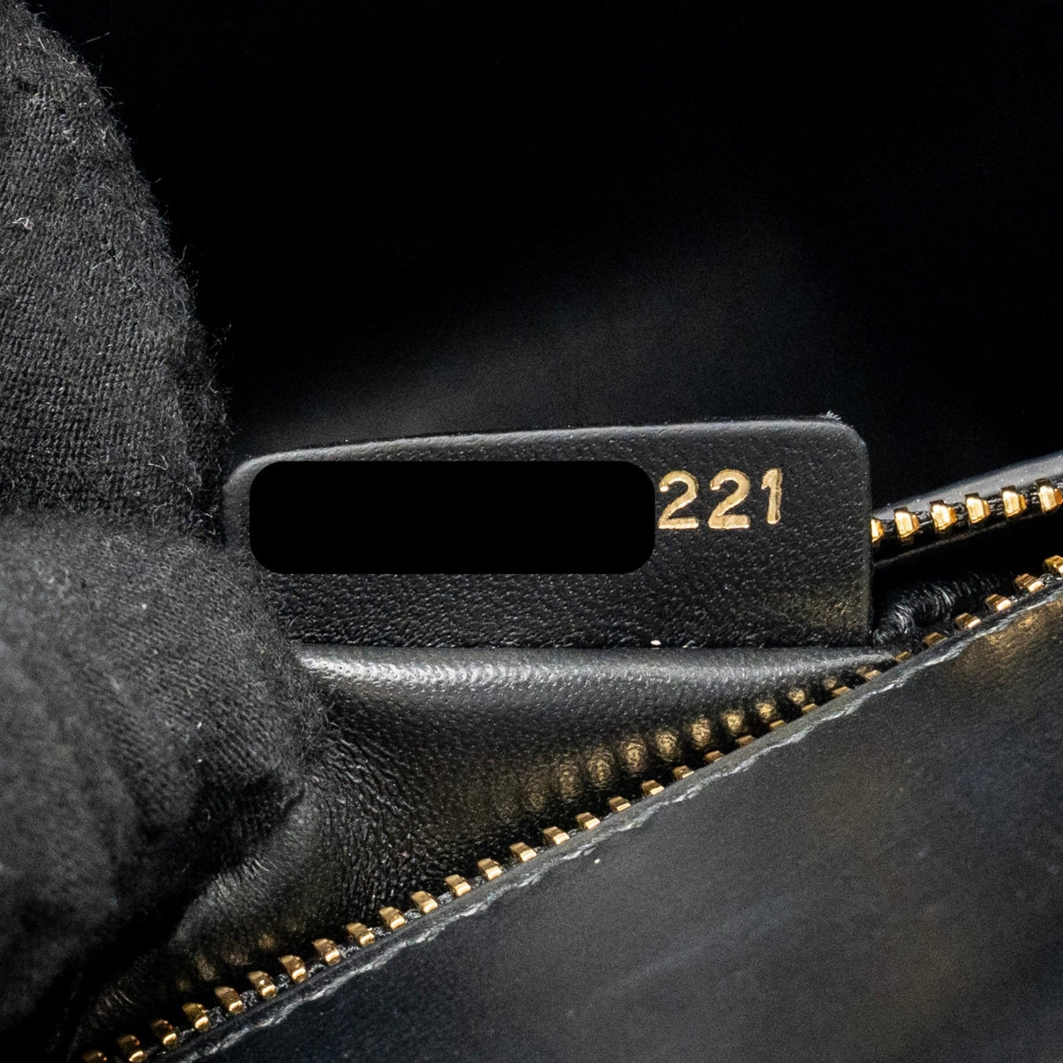 DIOR MEDIUM 30 MONTAIGNE FLAP BAG CALFSKIN BLACK GHW