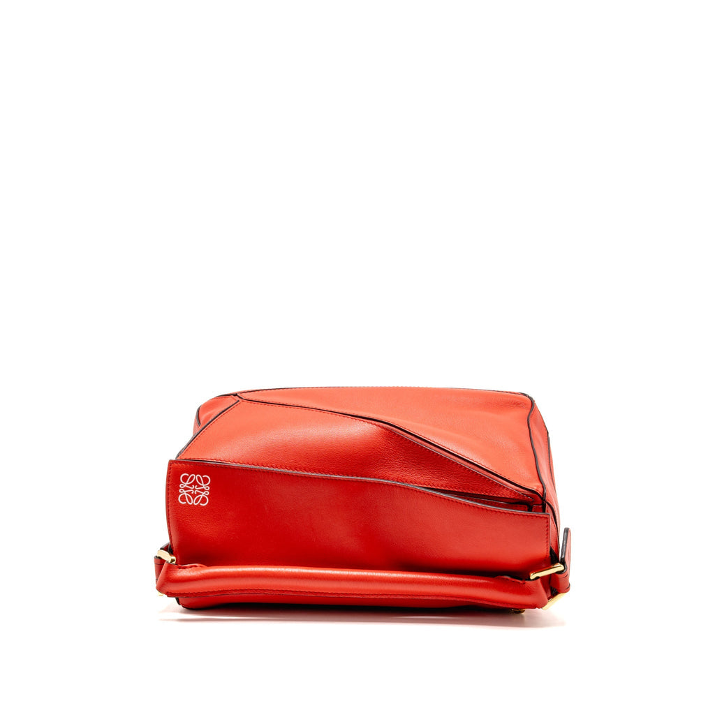 Loewe Medium Puzzle Bag Calfskin Red GHW
