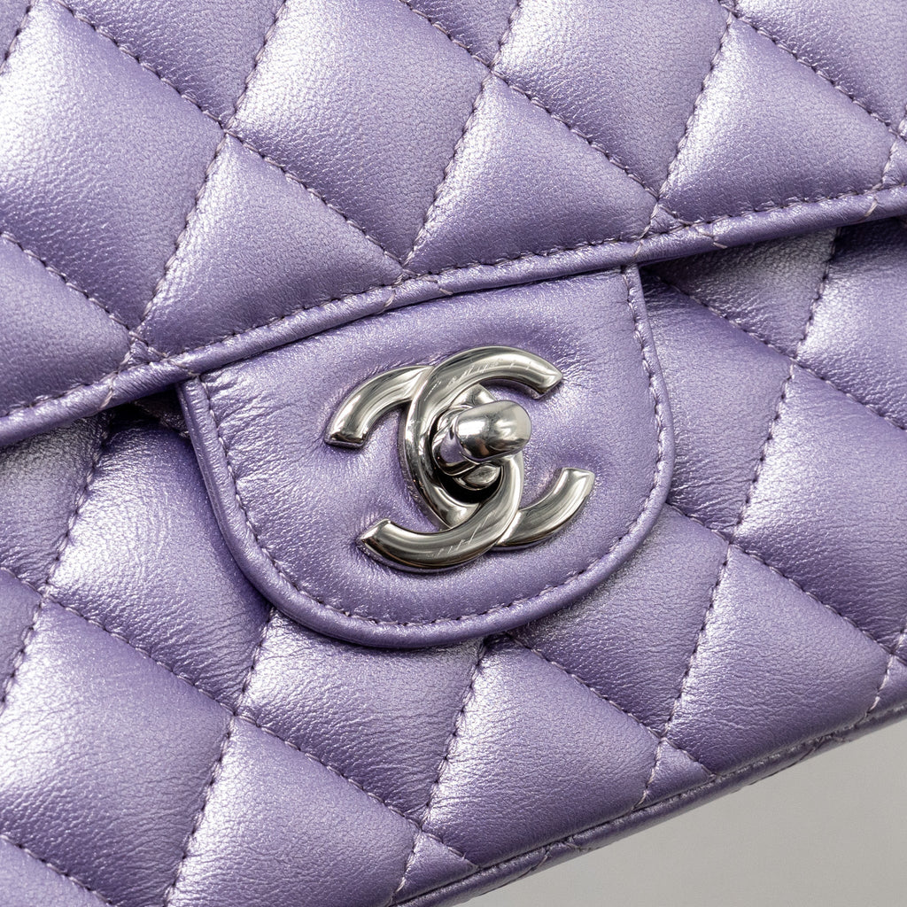 Chanel Medium Classic Double Flap Bag Lambskin IRIDESCENT Purple SHW (Microchip)