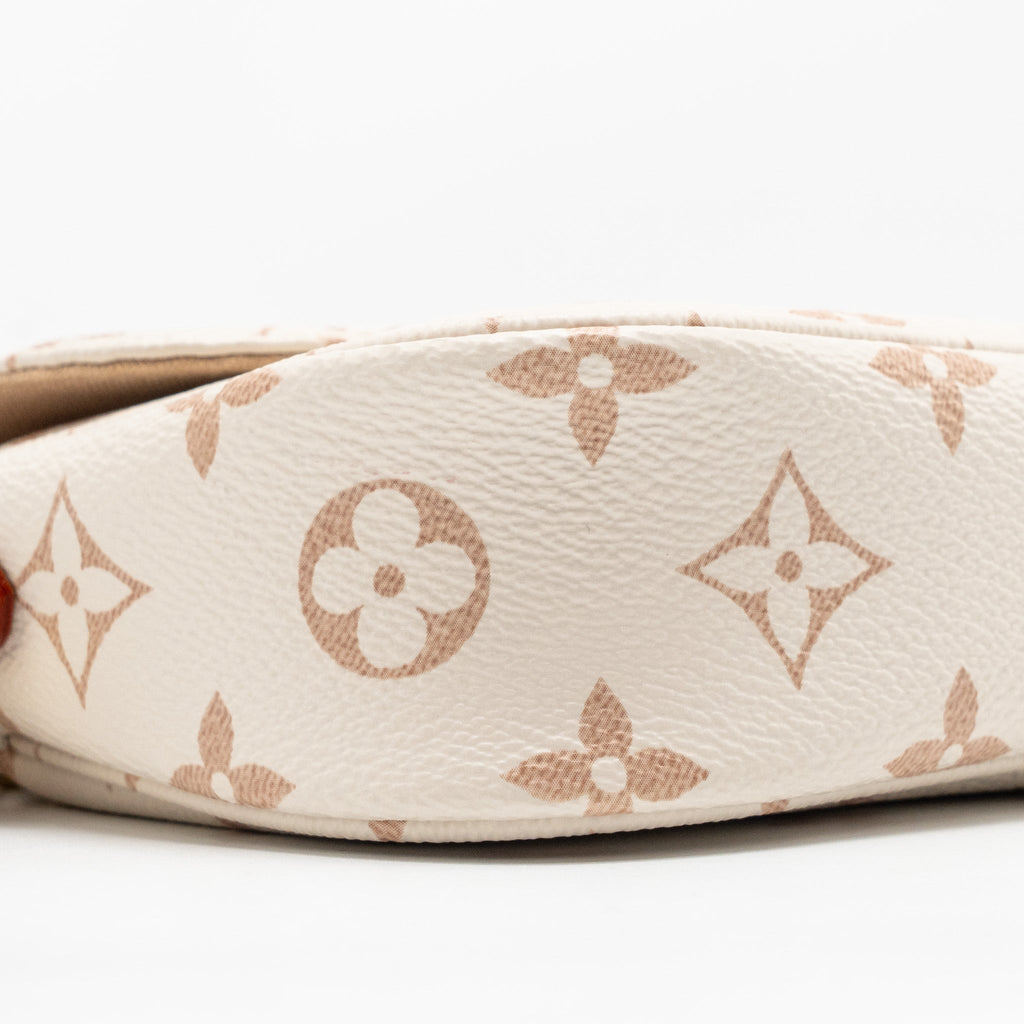LOUIS VUITTON IVY WALLET ON CHAIN MONOGRAM CANVAS BEIGE/ CREAM GHW