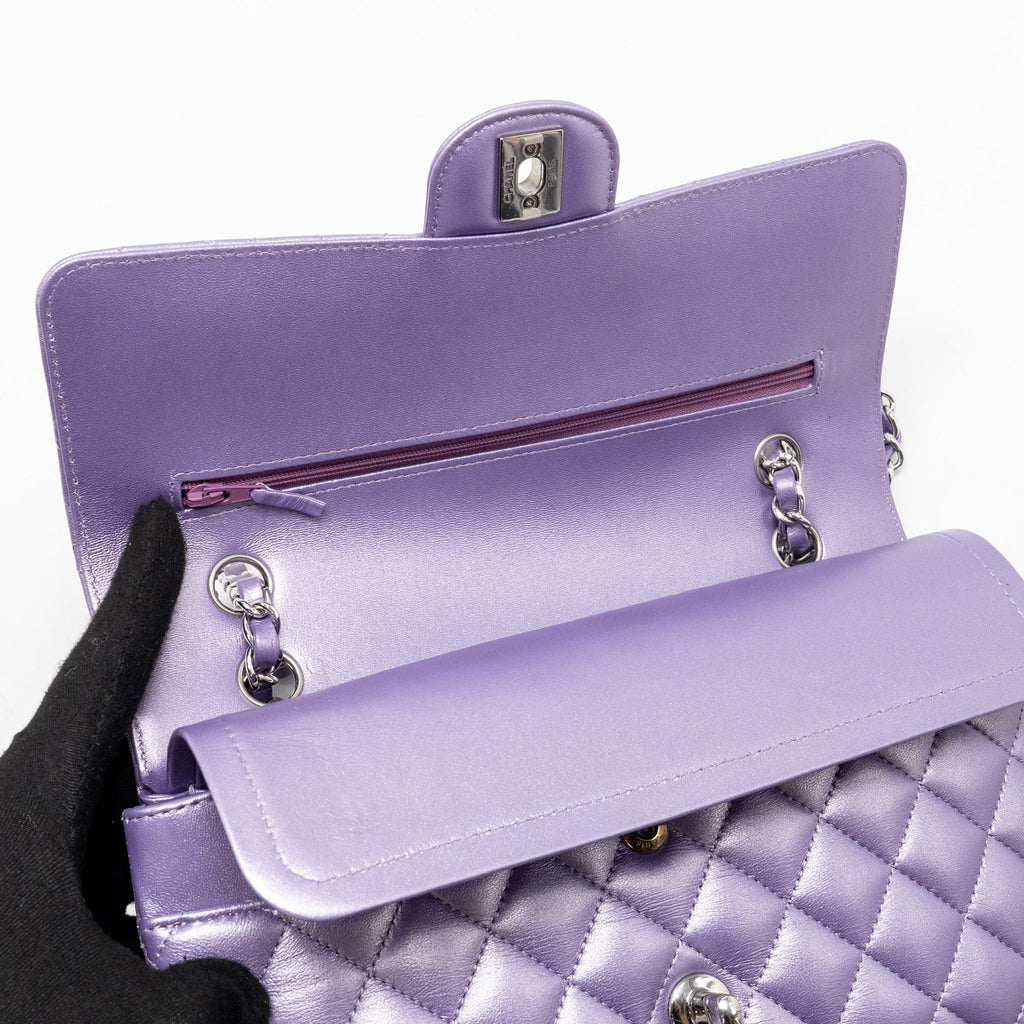 Chanel Medium Classic Double Flap Bag Lambskin IRIDESCENT Purple SHW (Microchip)