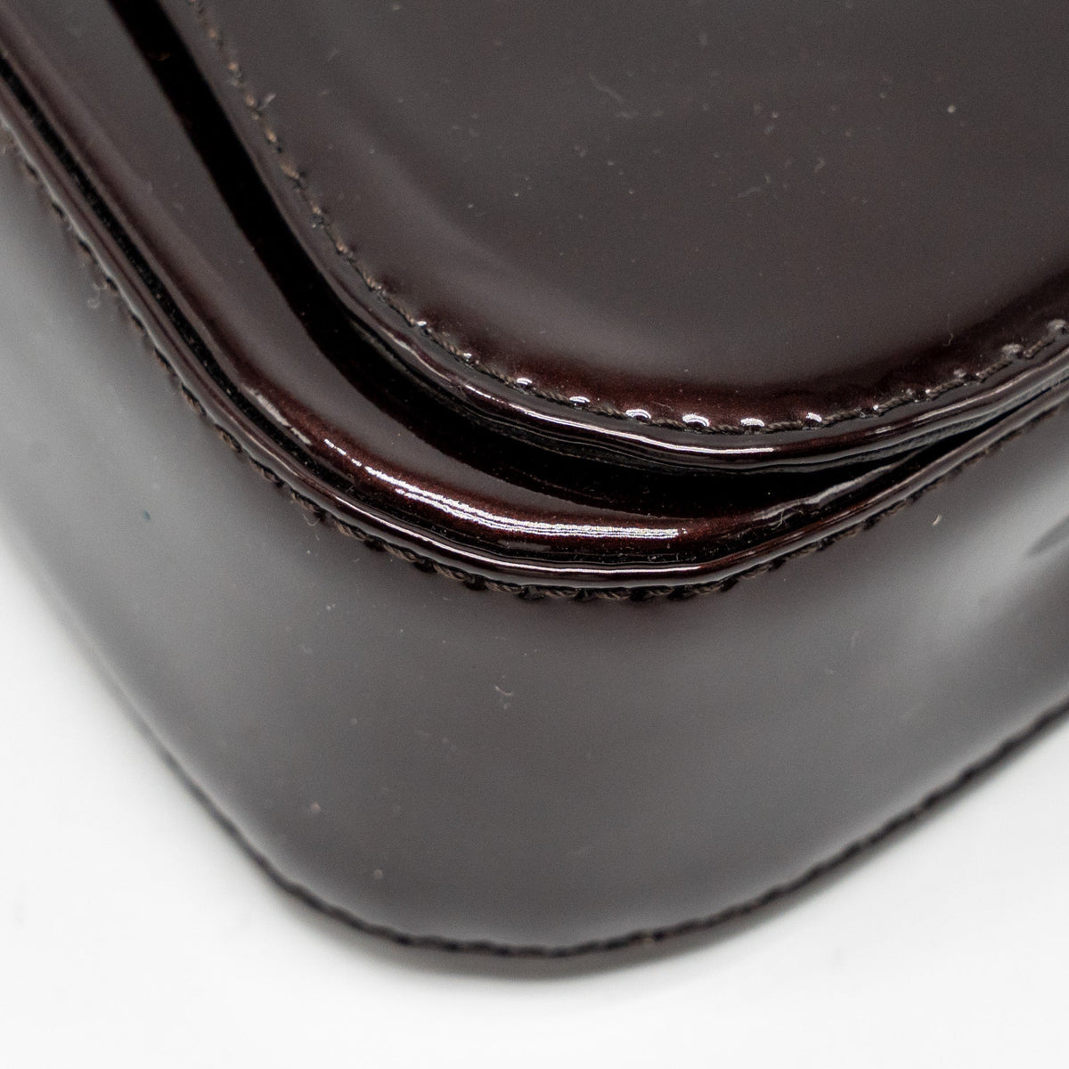 LOUIS VUITTON SOBE CLUTCH PATENT LEATHER DARK PURPLE GHW