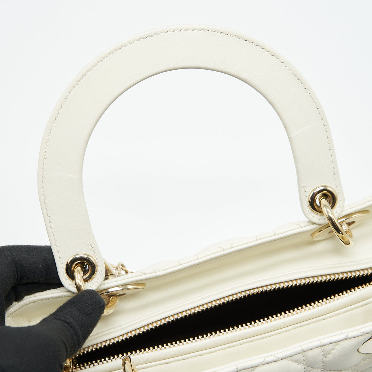 DIOR MEDIUM LADY DIOR BAG LAMBSKIN WHITE LGHW