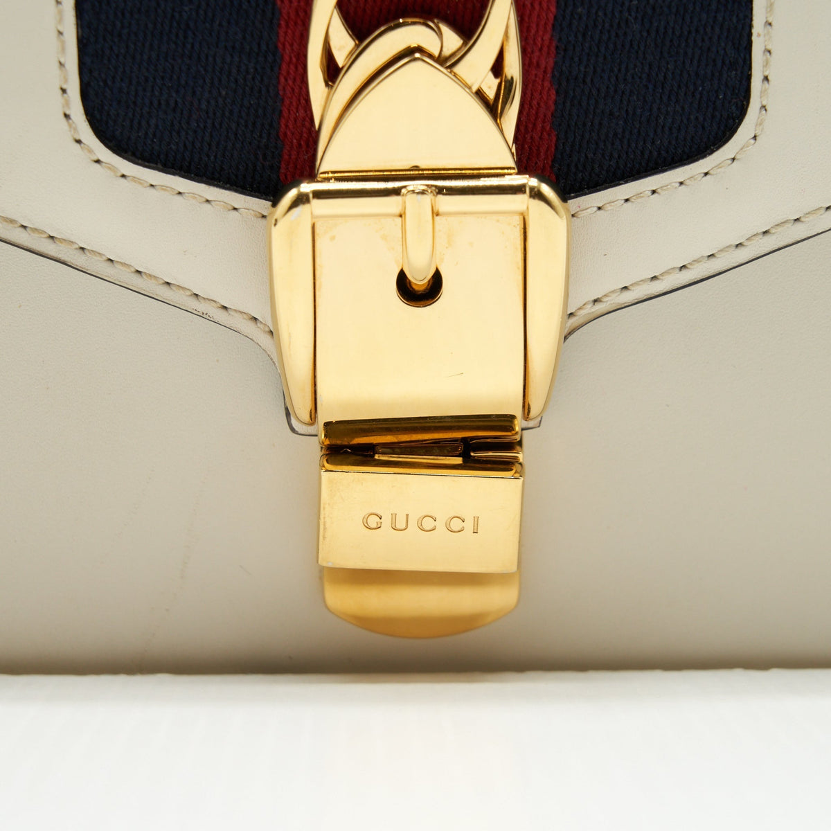 GUCCI MINI SYLVIE CHAIN BAG WHITE GHW