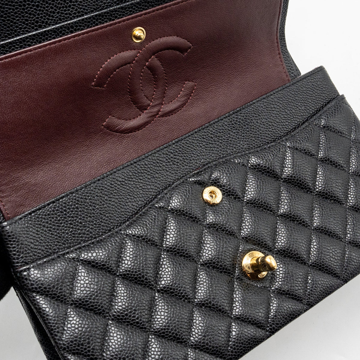 CHANEL MEDIUM CLASSIC DOUBLE FLAP BAG CAVIAR BLACK GHW