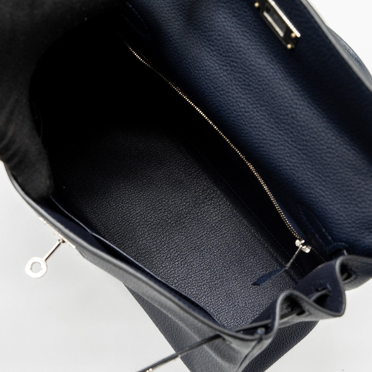 Hermes Kelly 28 Togo Blue Nuit SHW