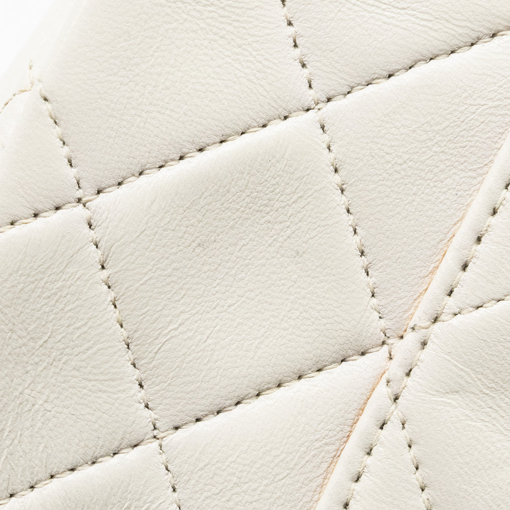 CHANEL VINTAGE MEDIUM CLASSIC DOUBLE FLAP BAG LAMBSKIN WHITE GHW
