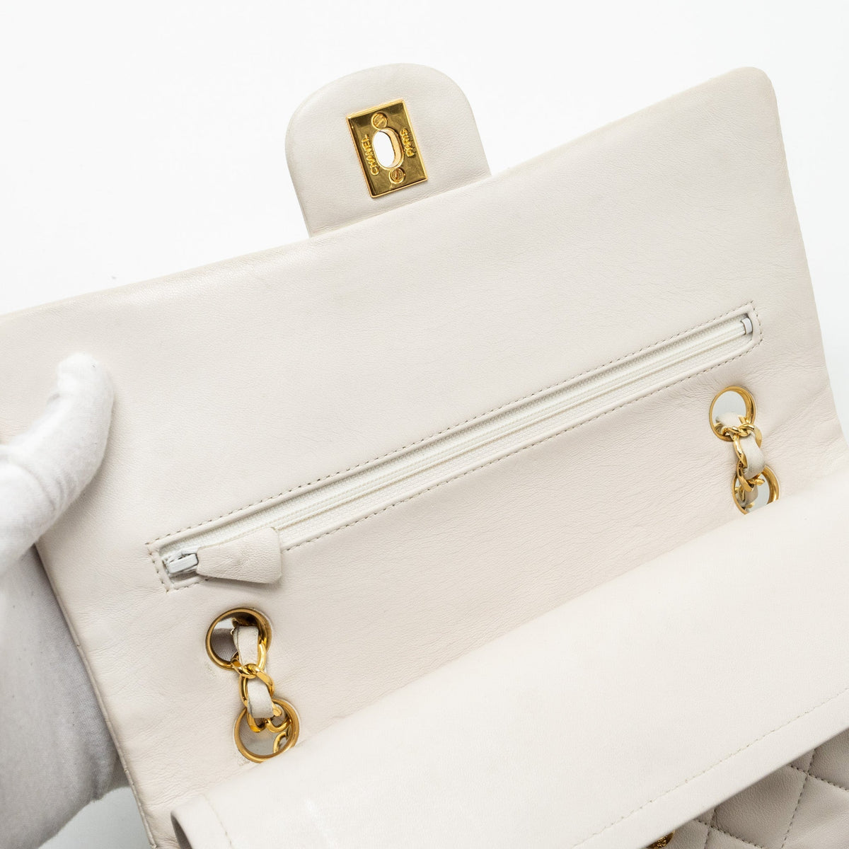 CHANEL VINTAGE MEDIUM CLASSIC DOUBLE FLAP BAG LAMBSKIN WHITE GHW