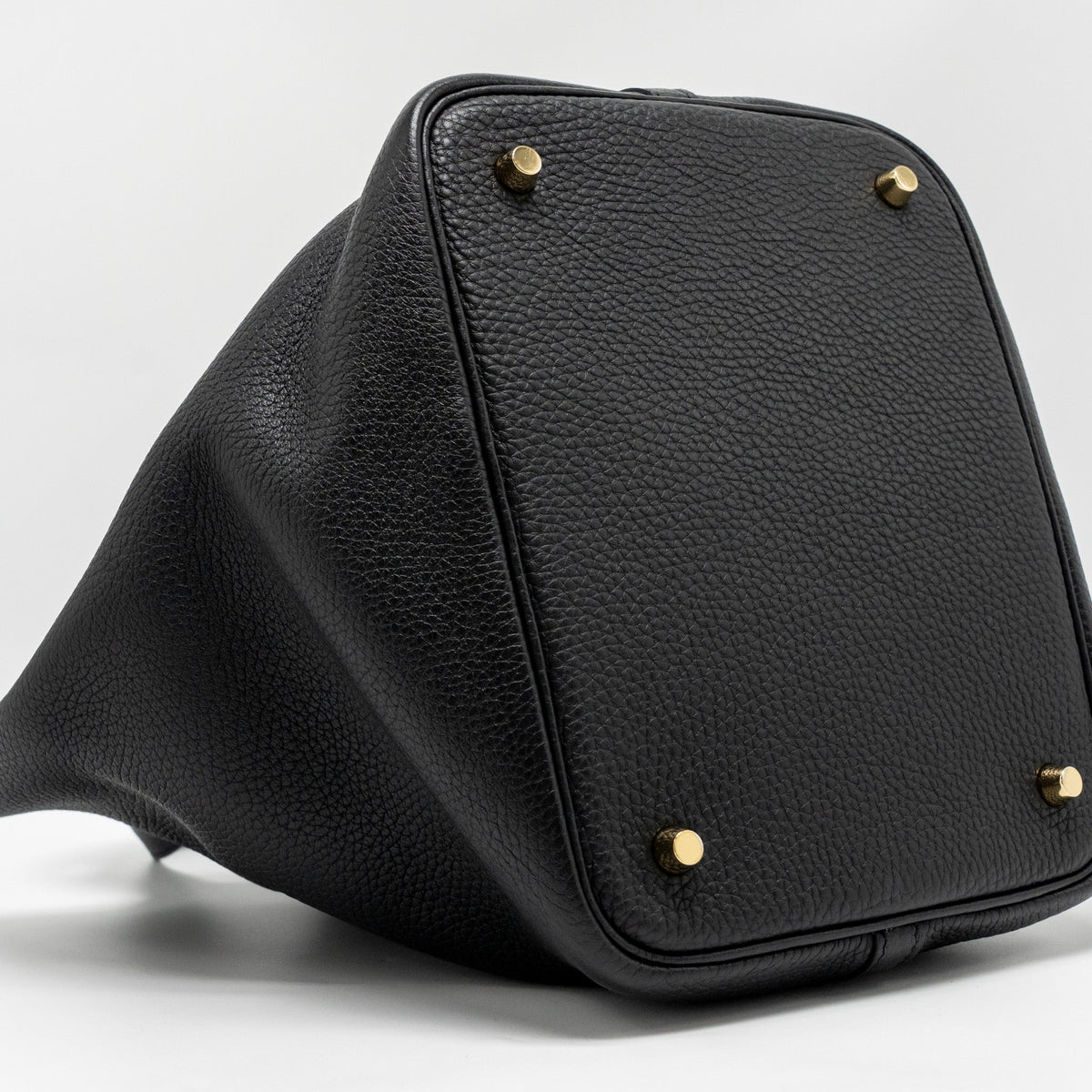 Hermes Picotin 22 Clemence Black GHW