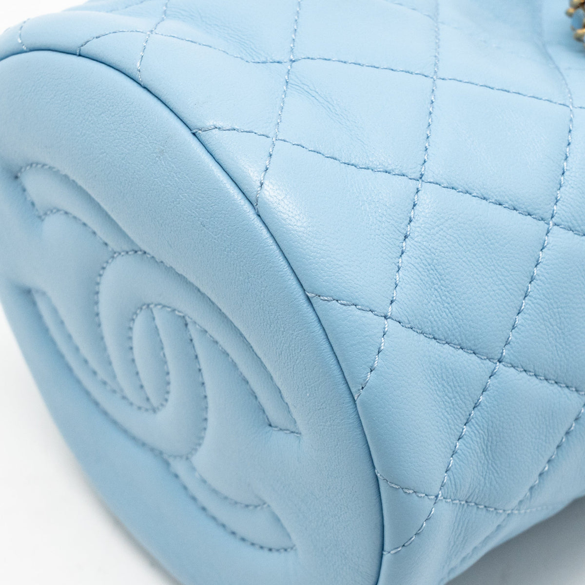 Chanel 22S Pearl Crush Bucket Bag Lambskin Blue GHW (Microchip)