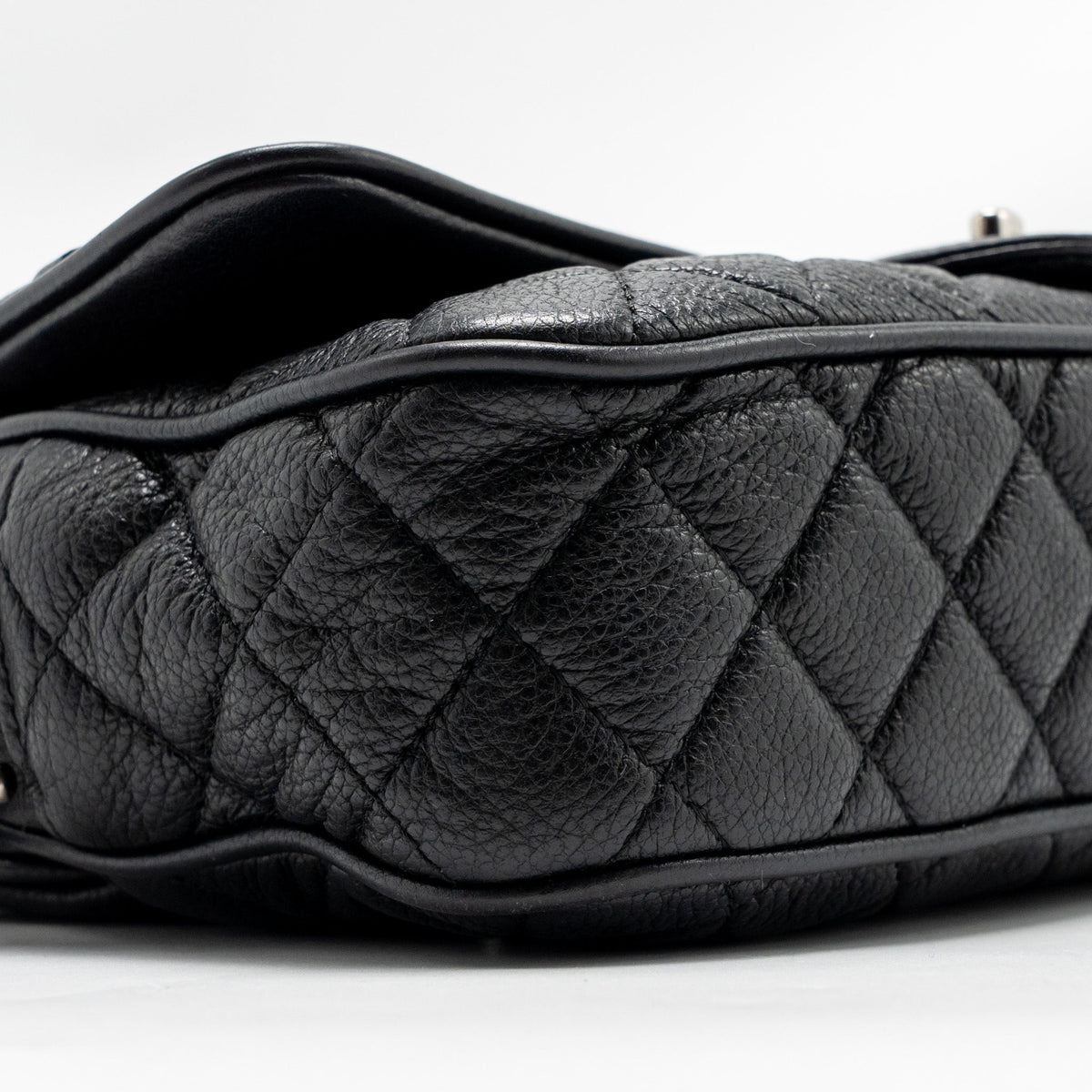 CHANEL MEDIUM CASUAL ROCK FLAP BAG GRAINED CALFSKIN BLACK RUTHENIUM HARDWARE