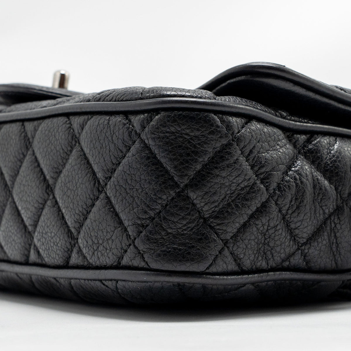CHANEL MEDIUM CASUAL ROCK FLAP BAG GRAINED CALFSKIN BLACK RUTHENIUM HARDWARE