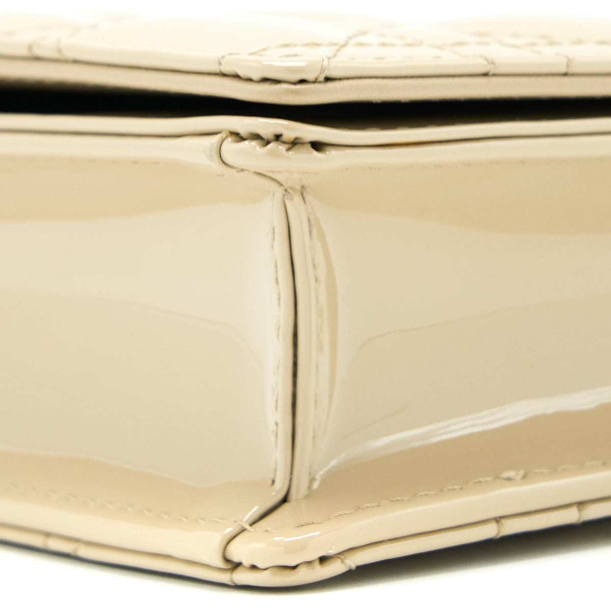 DIOR LADY DIOR POUCH WITH CHAIN PATENT BEIGE LGHW