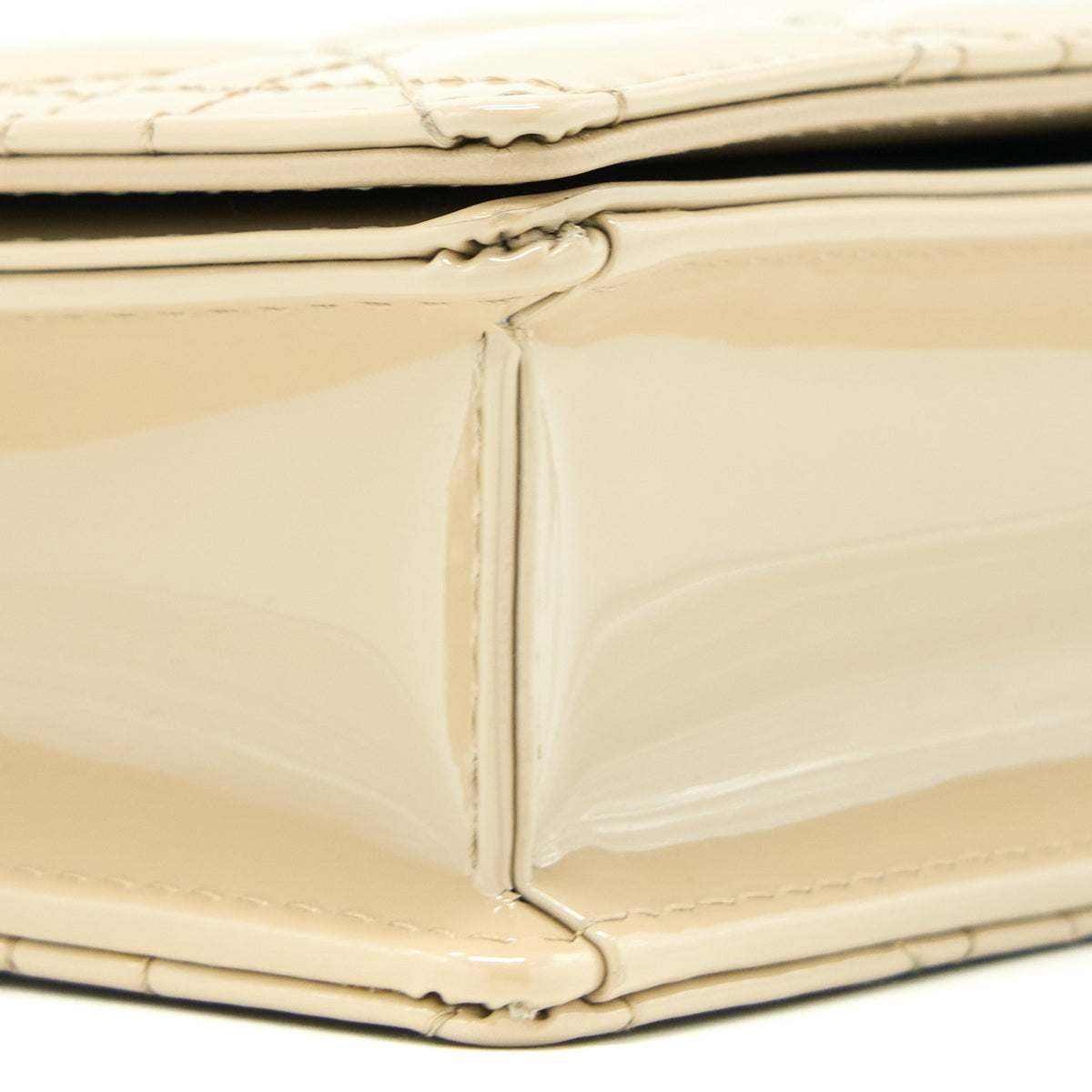 DIOR LADY DIOR POUCH WITH CHAIN PATENT BEIGE LGHW