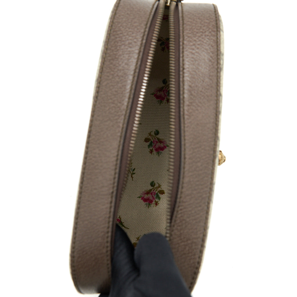 GUCCI GG SUPREME CAMERA CROSSBODY BAG