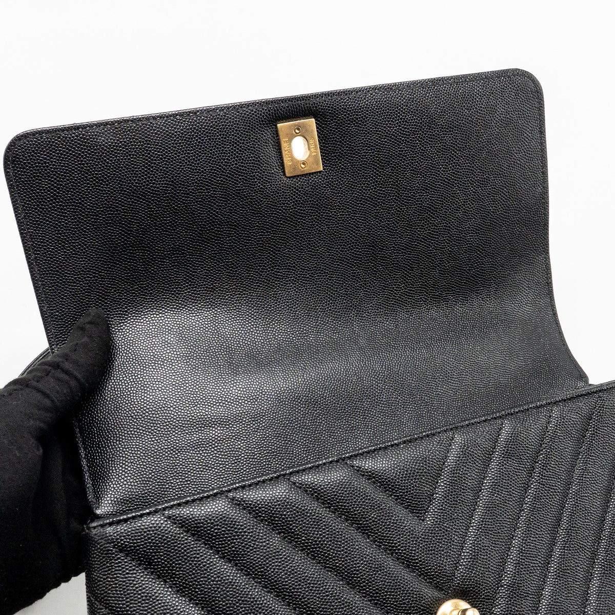 CHANEL MEDIUM CHEVRON COCO HANDLE CAVIAR BLACK GHW