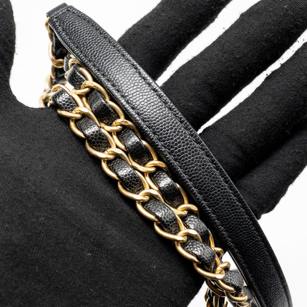 CHANEL MEDIUM CHEVRON COCO HANDLE CAVIAR BLACK GHW
