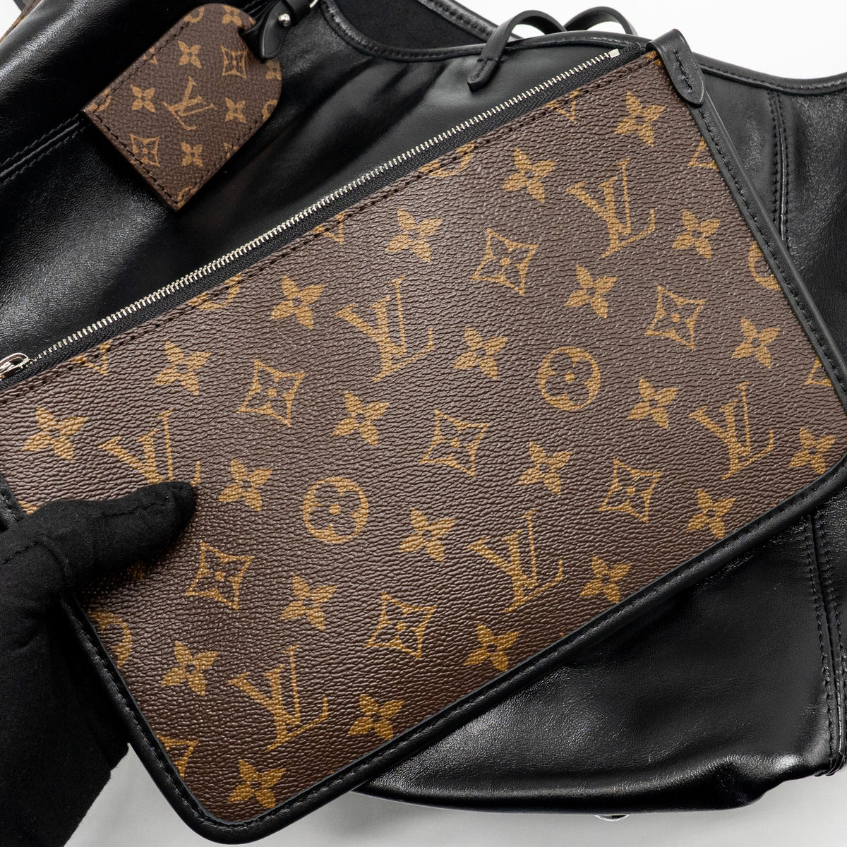 LOUIS VUITTON CARRYALL VIBE MM LAMBSKIN/MONOGRAM CANVAS BLACK SHW