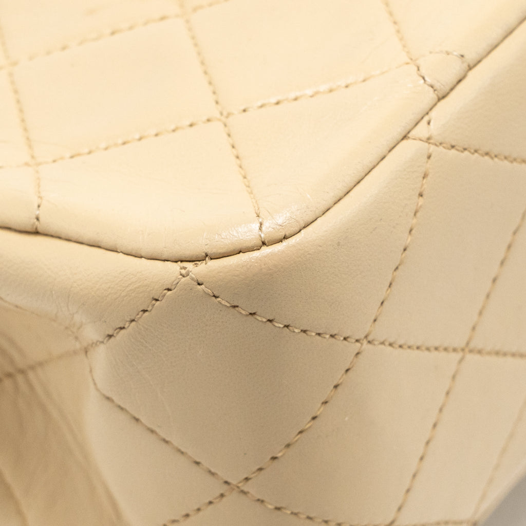 Chanel Vintage Medium Classic Double Flap Bag Lambskin Beige GHW