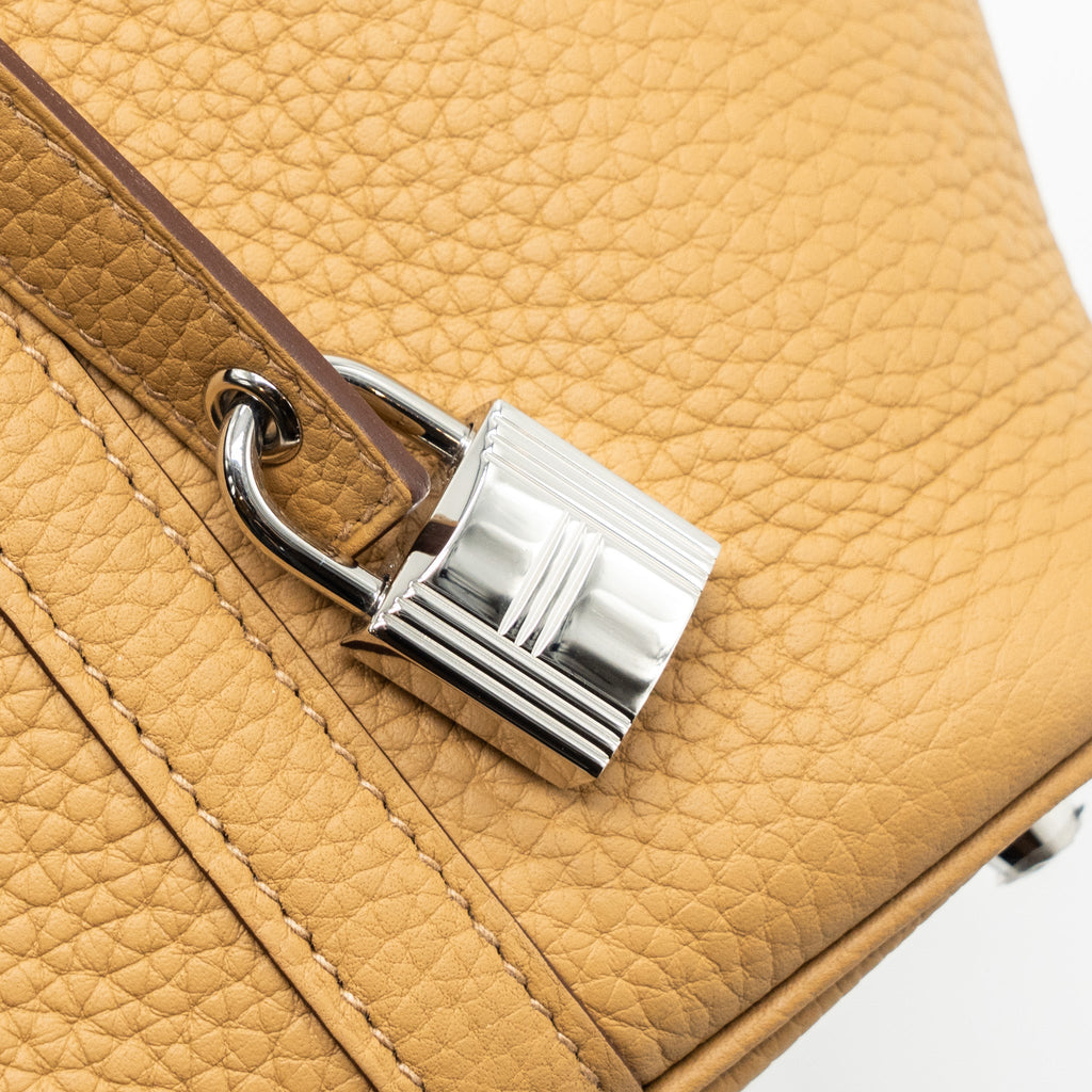 Hermes Picotin 18 Lock Bag Clemence 4B Biscuit SHW