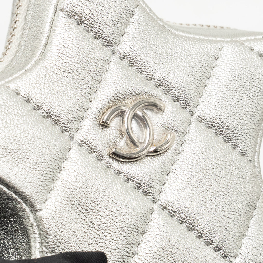 Chanel STAR COIN PURSE CHARM METALLIC LAMBSKIN SILVER SHW (MICROCHIP)