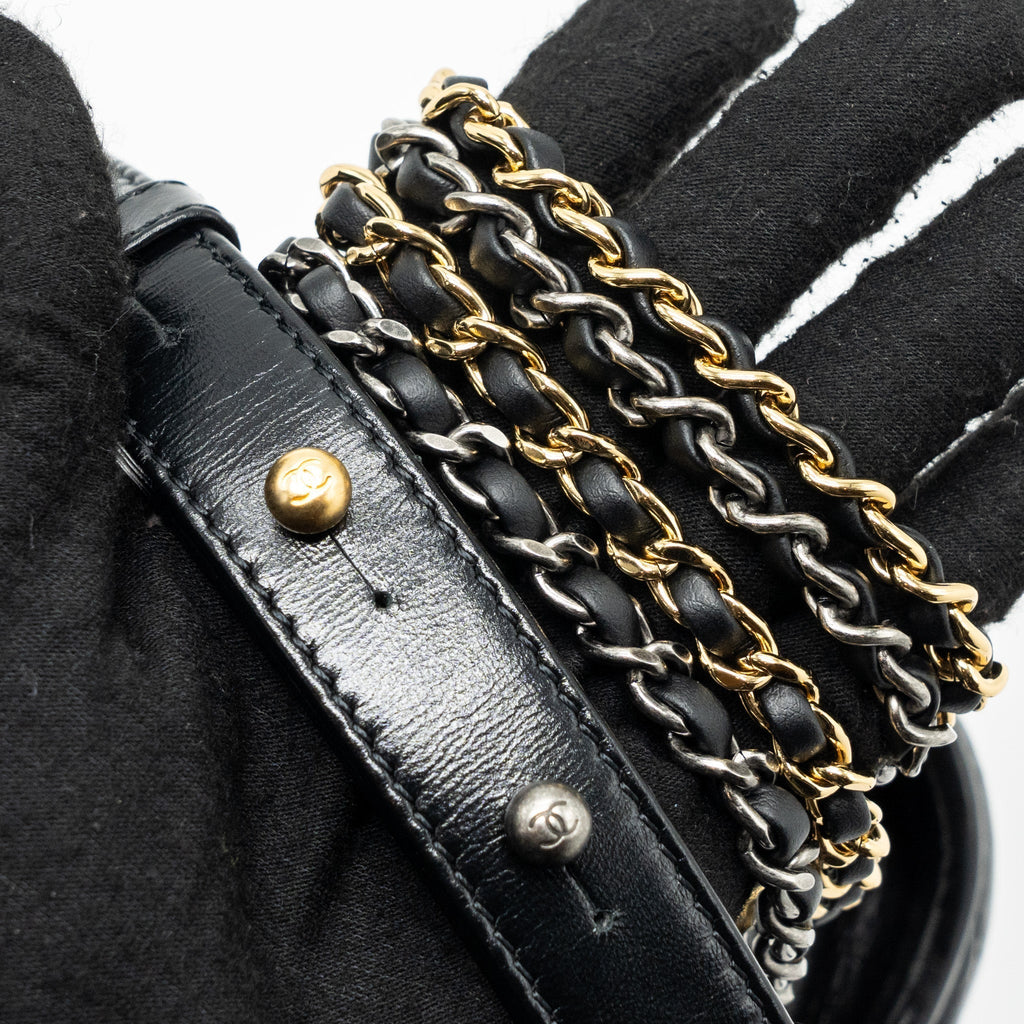CHANEL SMALL GABRIELLE HOBO BAG CHEVRON AGED CALFSKIN BLACK MULTICOLOUR HARDWARE