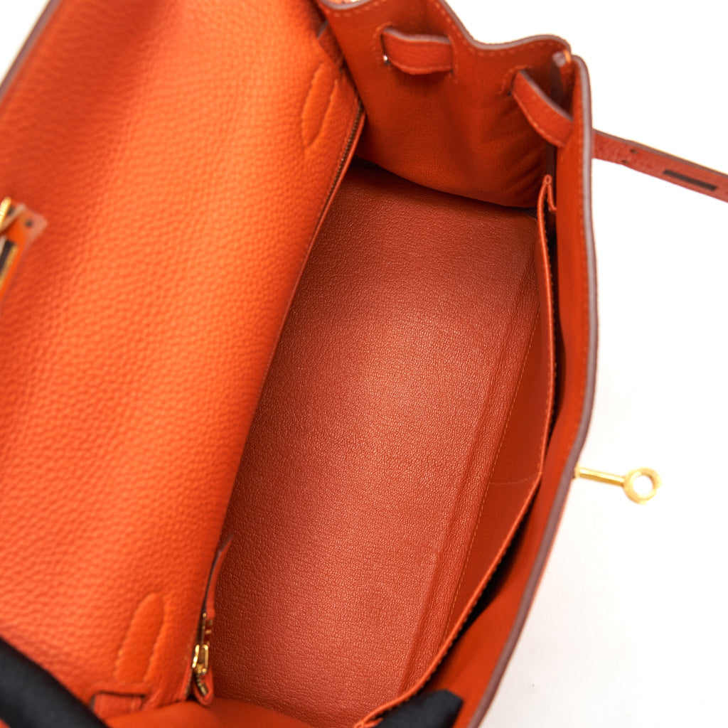 Hermes Kelly 28 Togo 9J feu GHW With An Extra Twilly