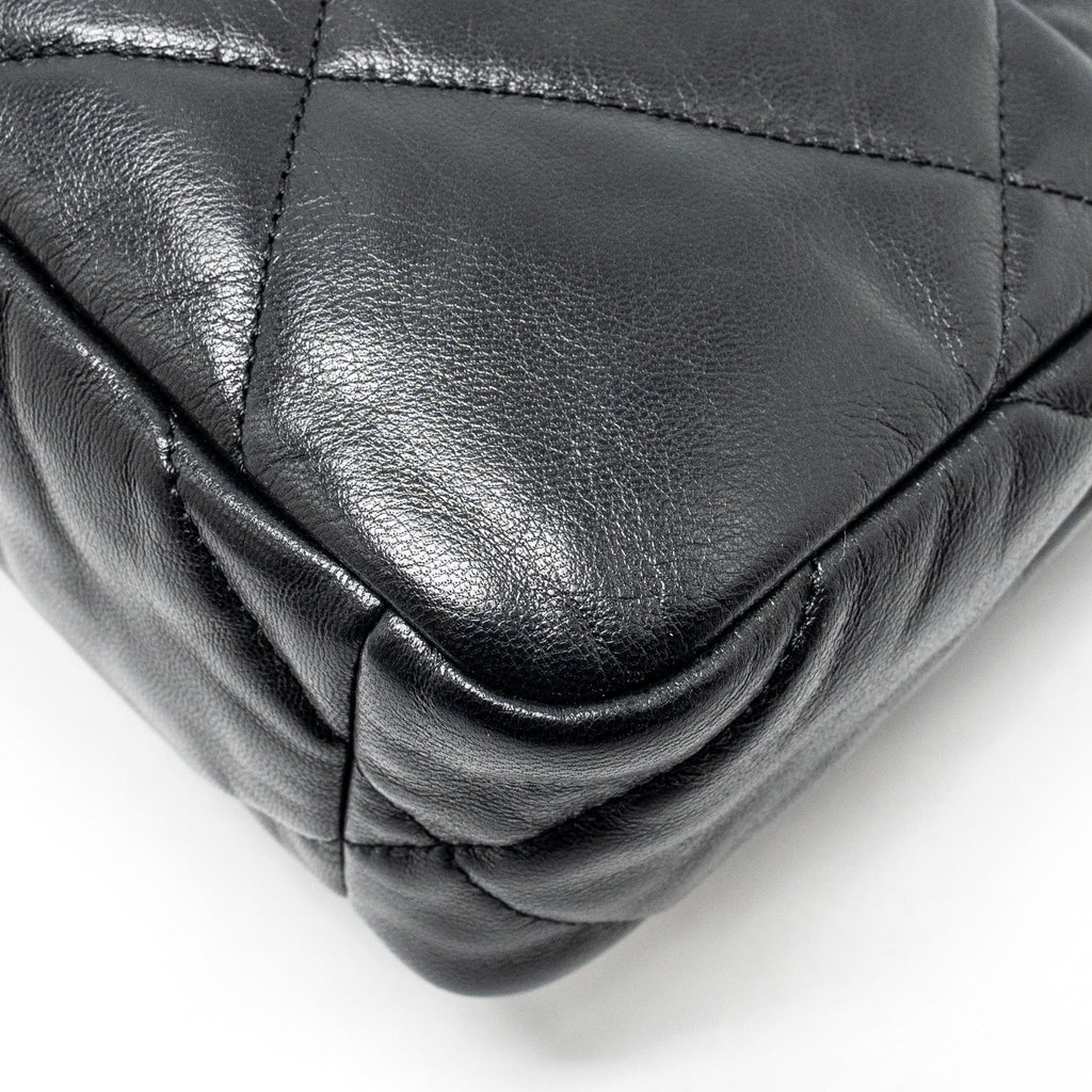 CHANEL SMALL 19 BAG GOATSKIN BLACK MULTICOLOUR HARDWARE