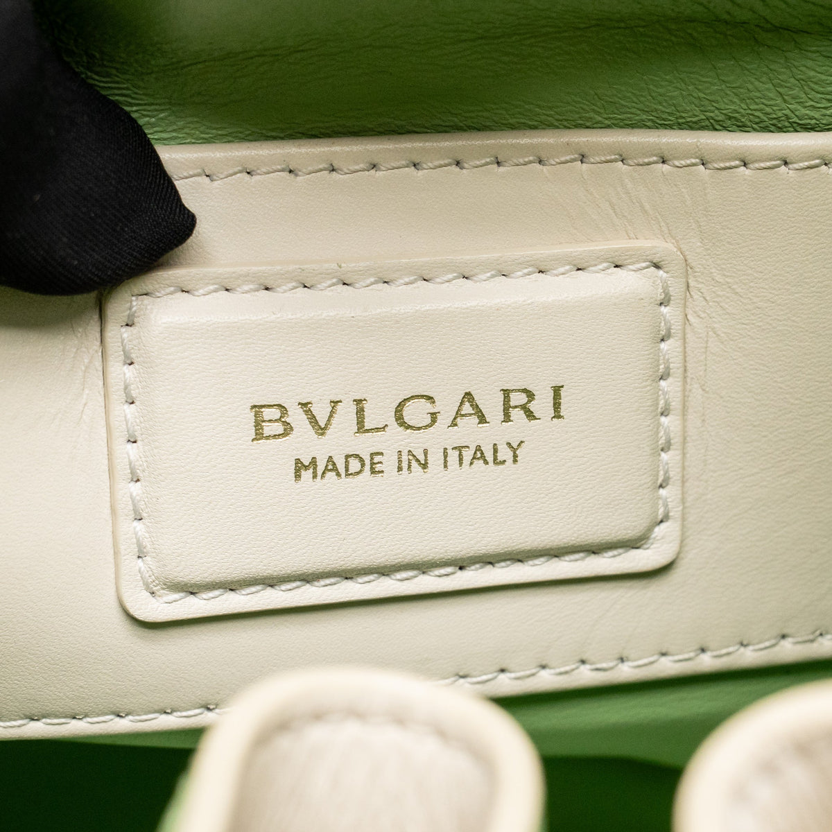 Bvlgari Serpenti Forever Bucket Bag Calfskin White/Green LGHW