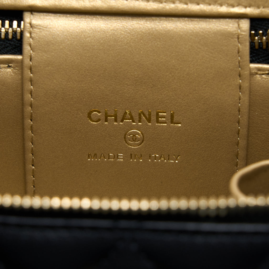 CHANEL PEARL CRUSH MINI VANITY WITH CHAIN LAMBSKIN BLACK GHW (MICROCHIP)