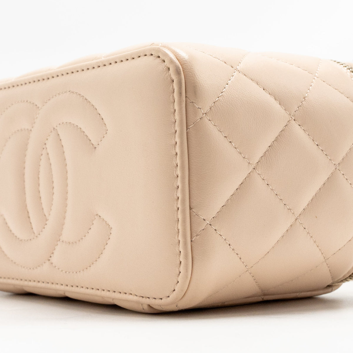 Chanel Top Handle Long Vanity Case Lambskin Beige Pink LGHW (Microchip)
