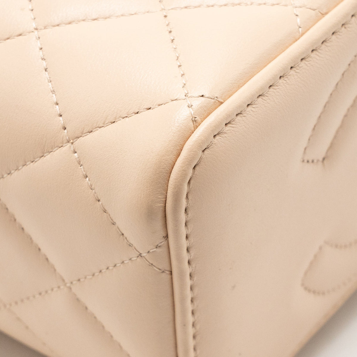 Chanel Top Handle Long Vanity Case Lambskin Beige Pink LGHW (Microchip)