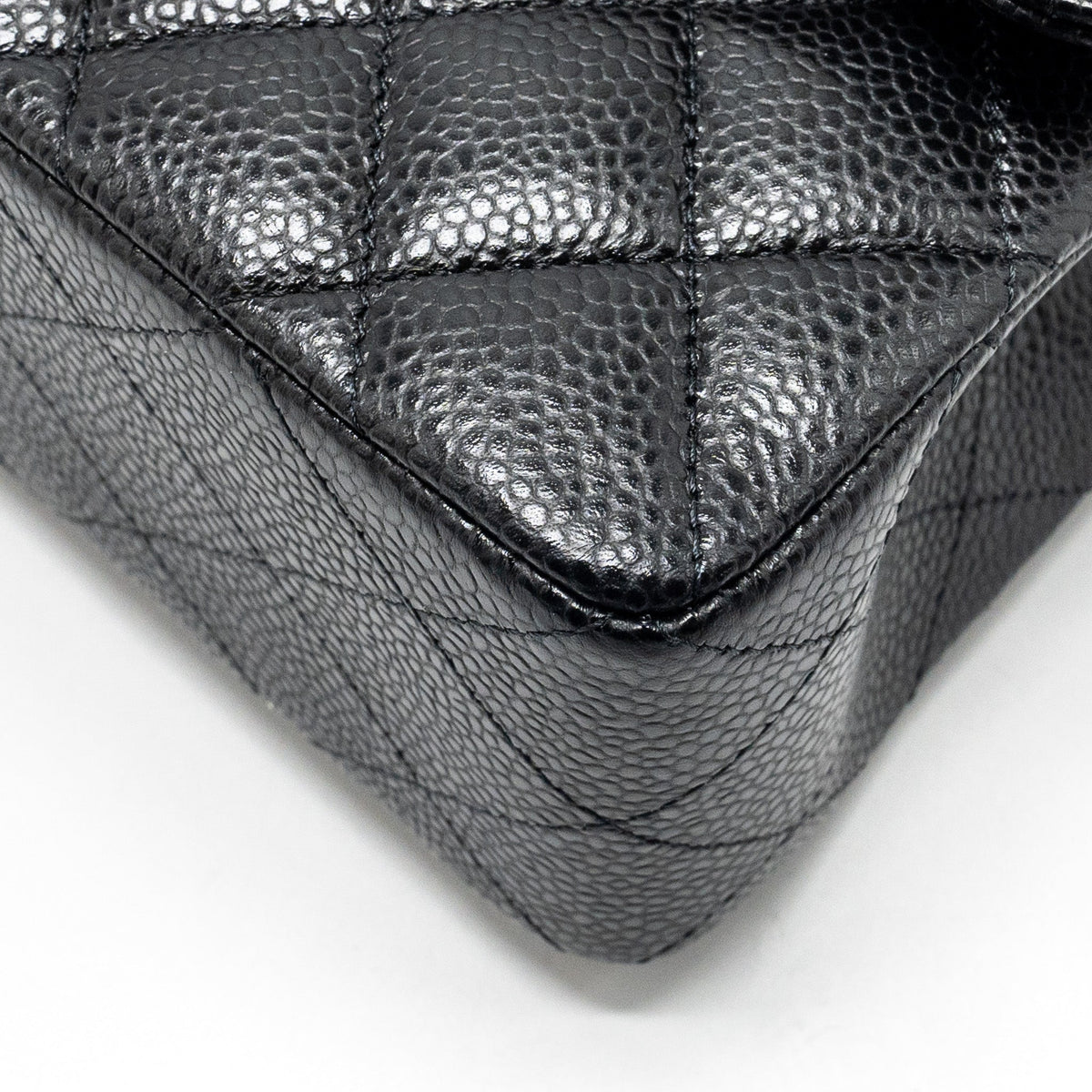 CHANEL SMALL CLASSIC DOUBLE FLAP BAG CAVIAR BLACK SHW (MICROCHIP)