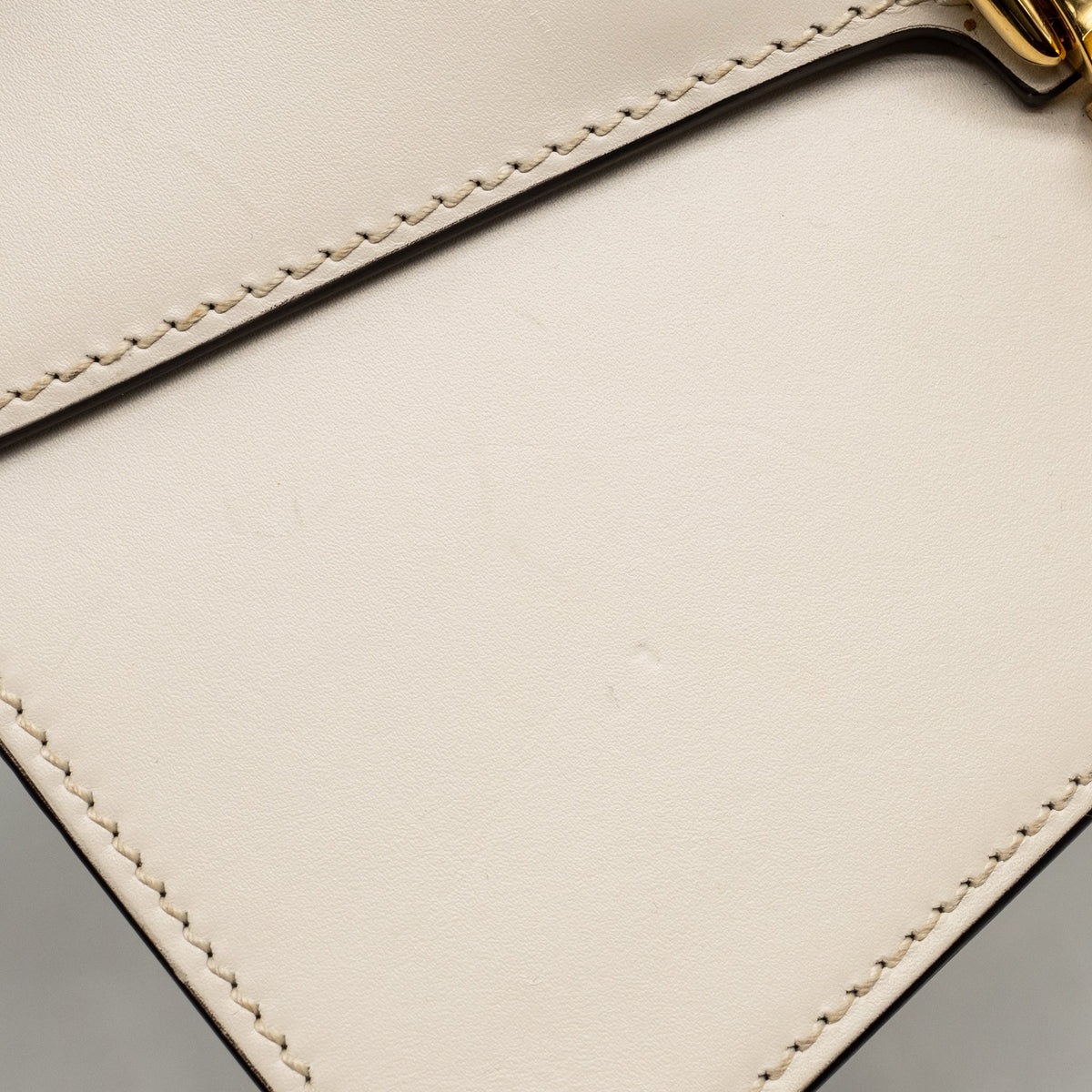 Gucci Medium Sylvie Shoulder Bag Calfskin White GHW
