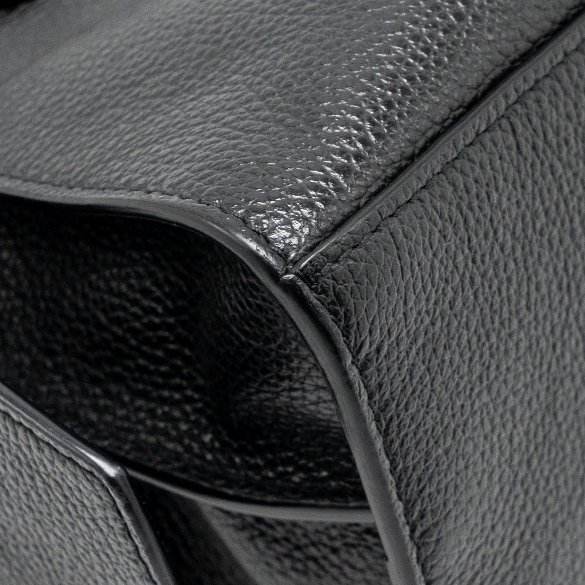 Balenciaga Neo Classic City Bag Grained Calfskin Black GHW