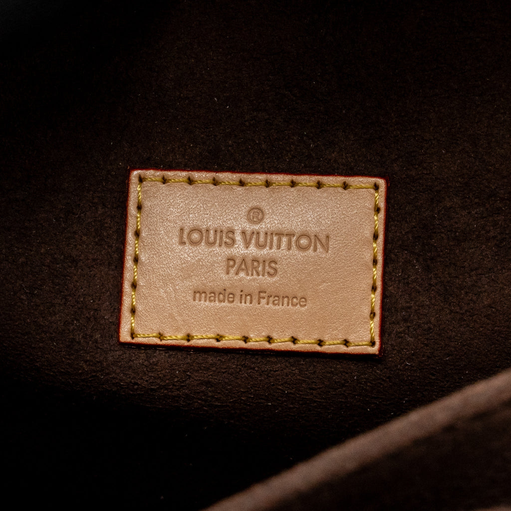 Louis Vuitton Pochette Metis Monogram Canvas/Leather GHW