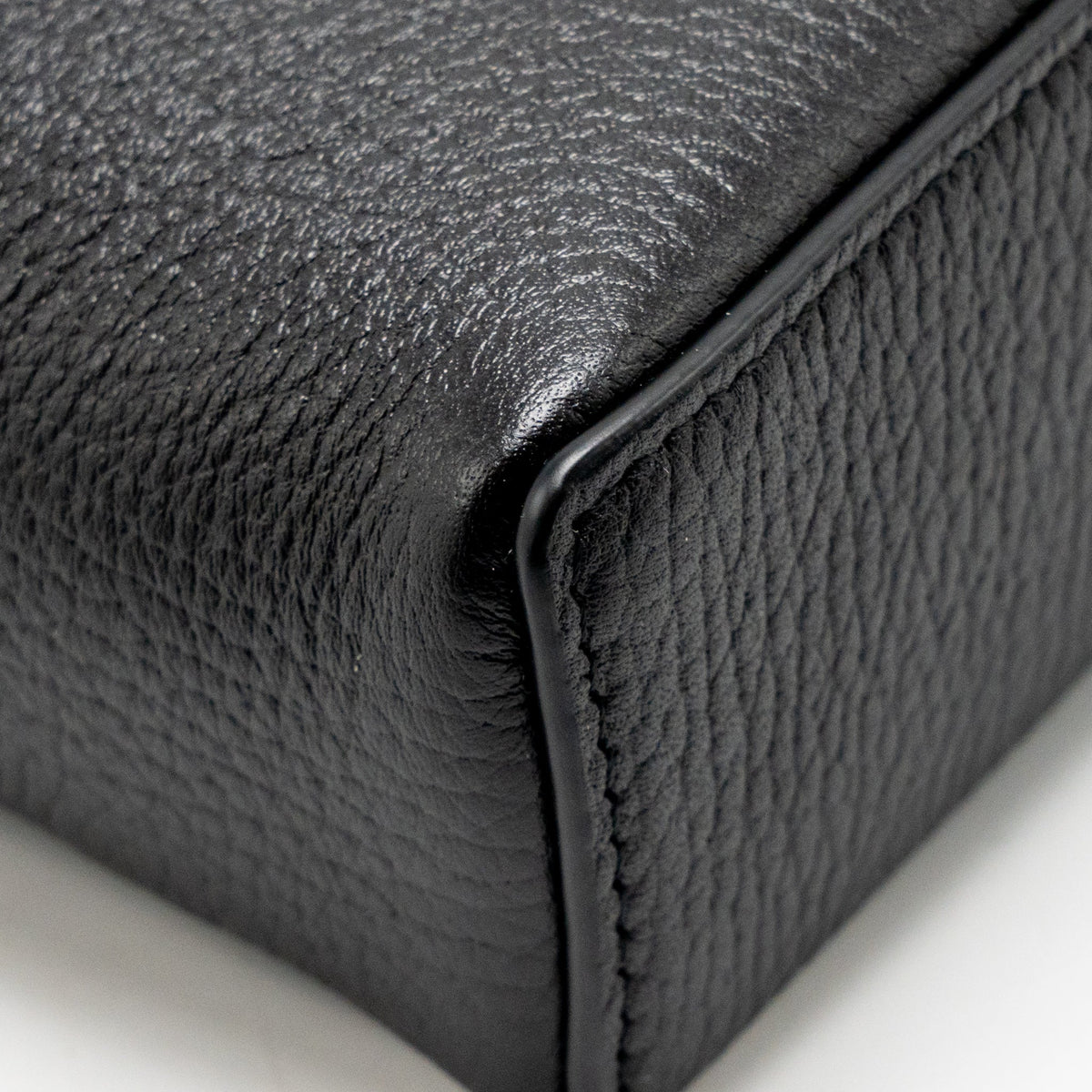 Chanel 26A CC Vanity with Chain Grained Calfskin Black GHW (Microchip)