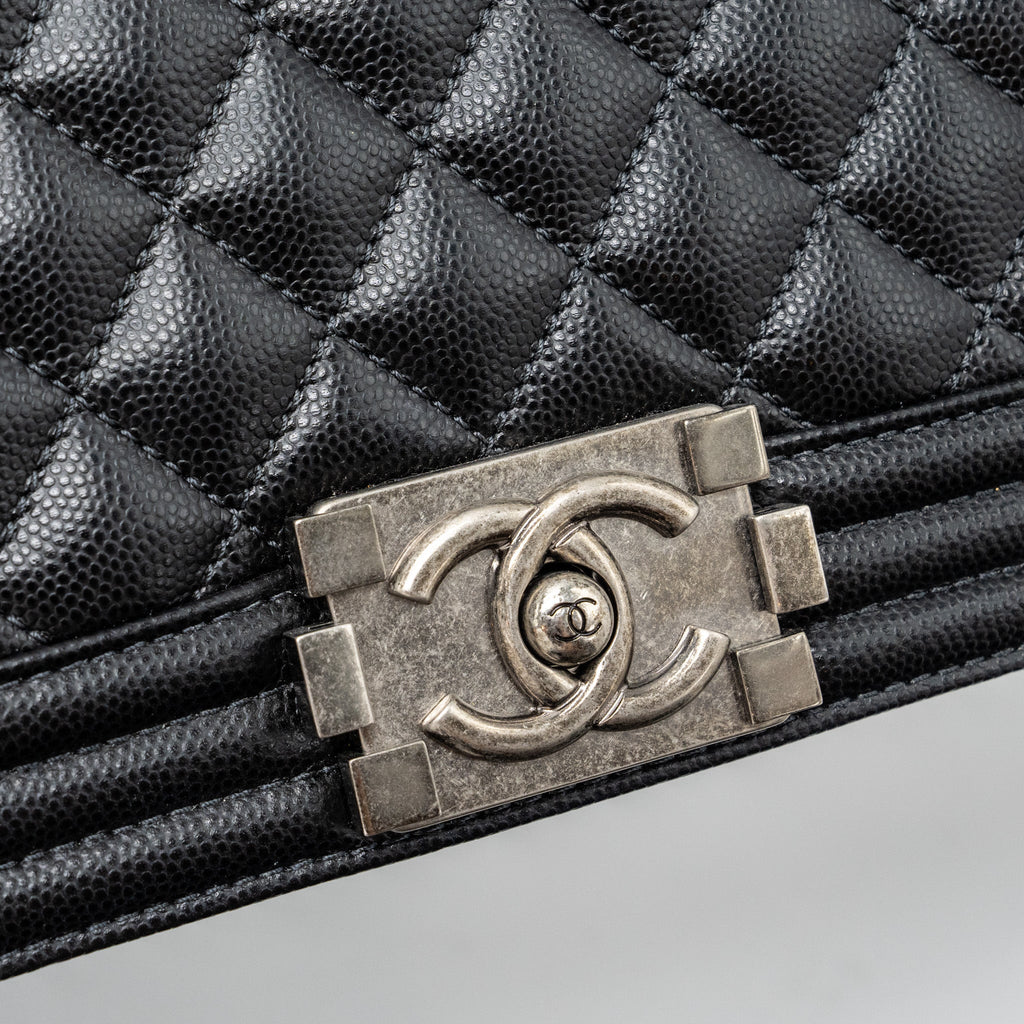 CHANEL MEDIUM BOY BAG CAVIAR BLACK RUTHENIUM SILVER HARDWARE(MICROCHIP)