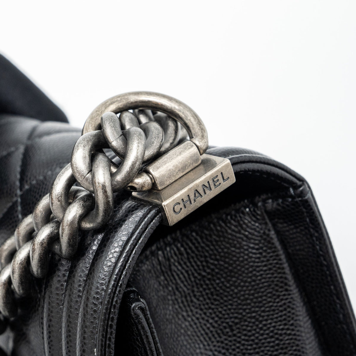 CHANEL MEDIUM BOY BAG CAVIAR BLACK RUTHENIUM SILVER HARDWARE(MICROCHIP)