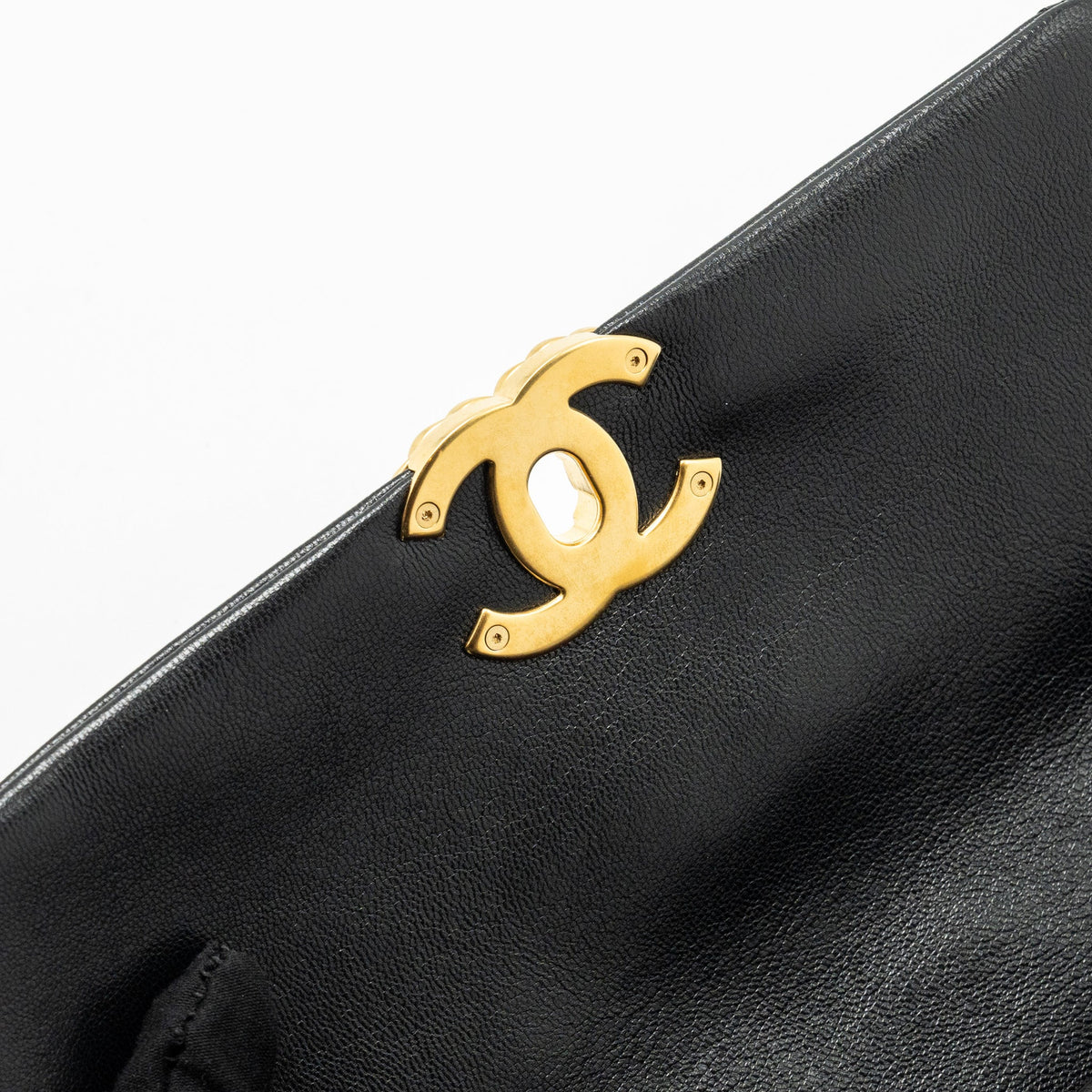 CHANEL SMALL 19 BAG GOATSKIN BLACK MULTICOLOUR HARDWARE