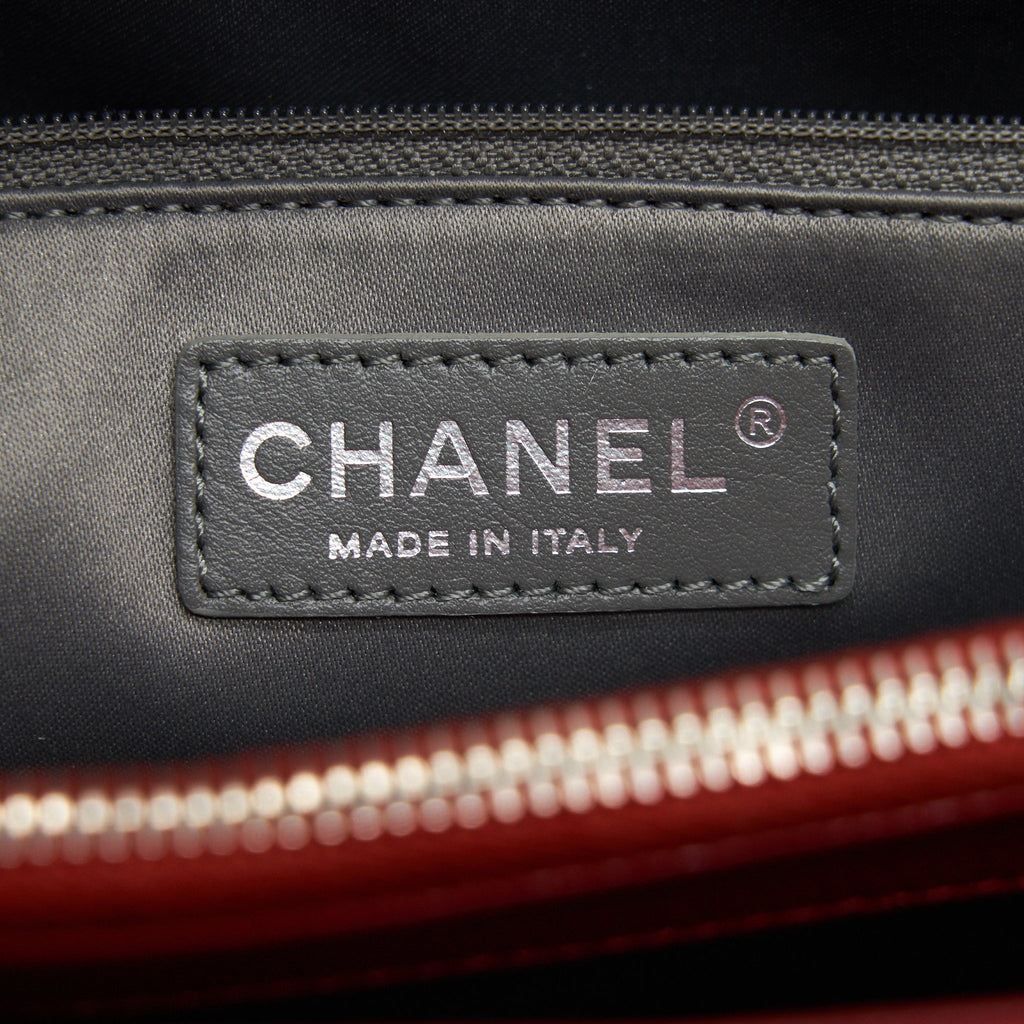 CHANEL GRAND SHOPPING TOTE CAVIAR RED WITH SHW