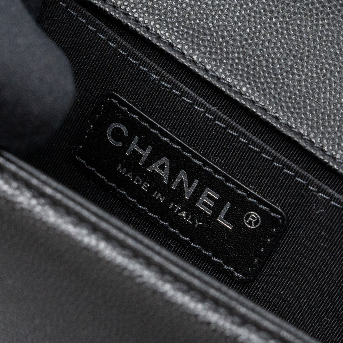 CHANEL MEDIUM BOY BAG CAVIAR BLACK RUTHENIUM SILVER HARDWARE(MICROCHIP)