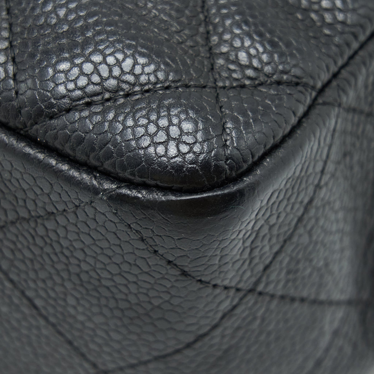 CHANEL JUMBO SINGLE FLAP BAG CAVIAR BLACK GHW