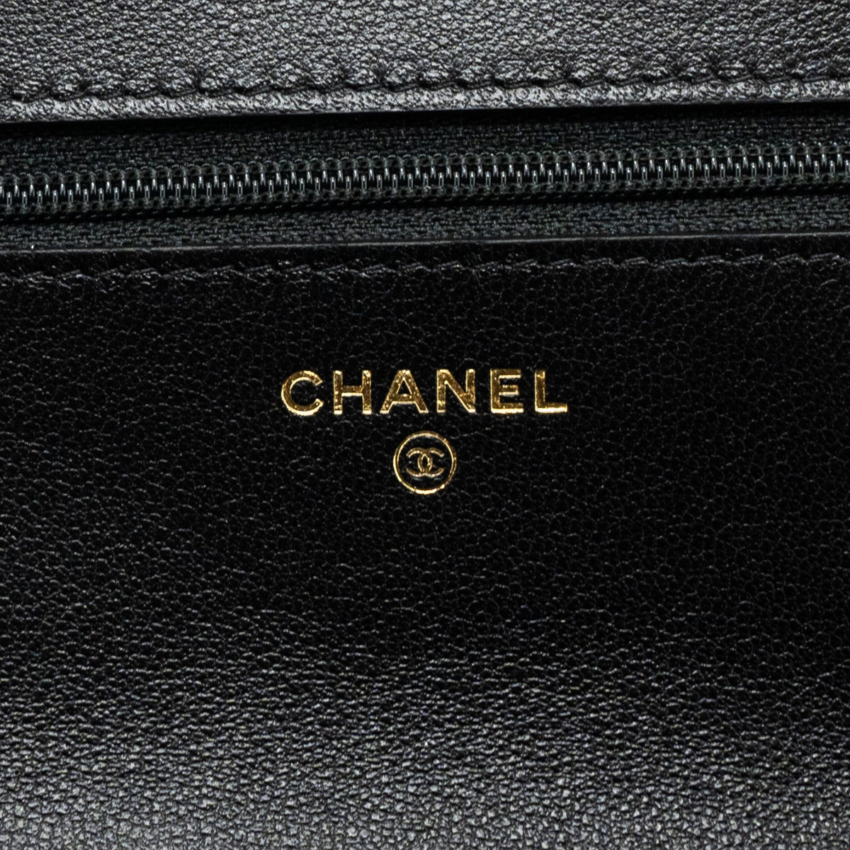 CHANEL 19 WALLET ON CHAIN LAMBSKIN BLACK MULTICOLOUR HARDWARE (MICROCHIP)