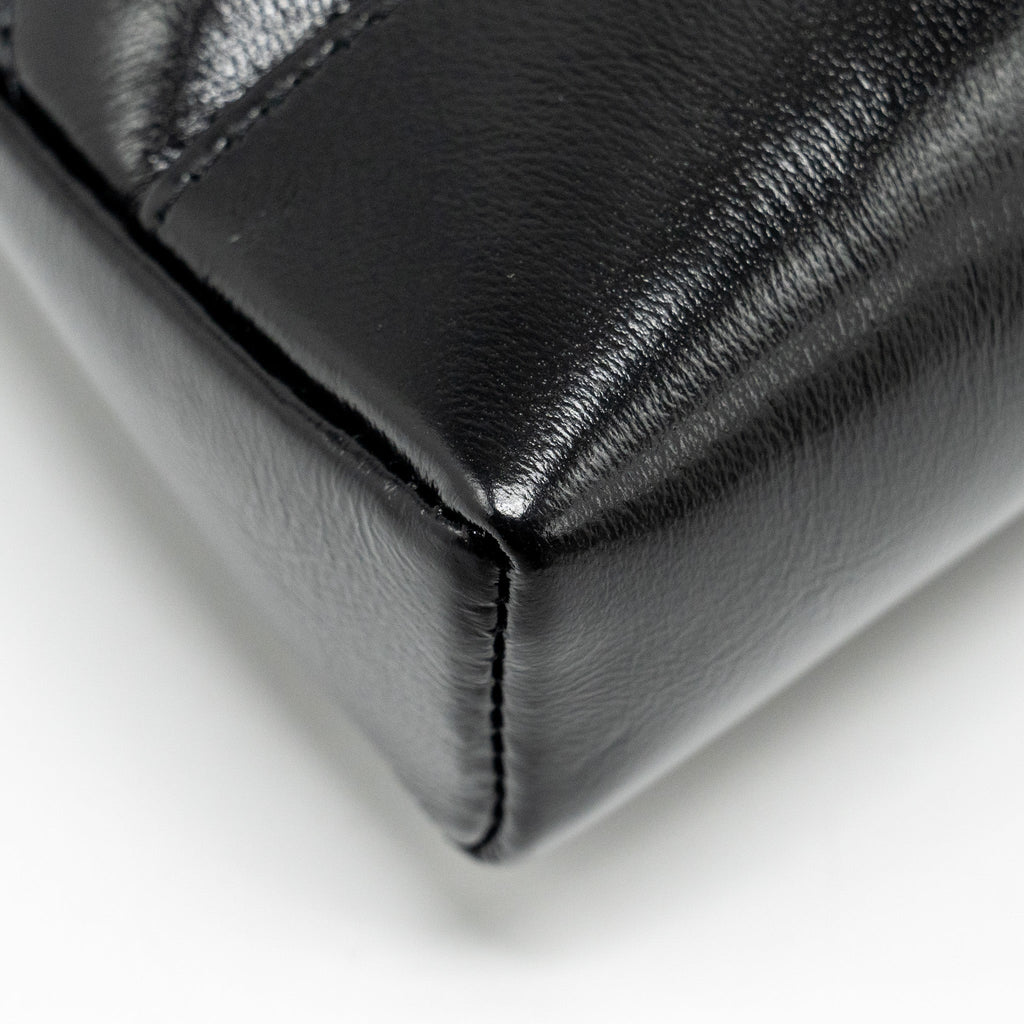 CHANEL MINI 31 CLUTCH WITH CHAIN SHINY LAMBSKIN BLACK LGHW (MICROCHIP)
