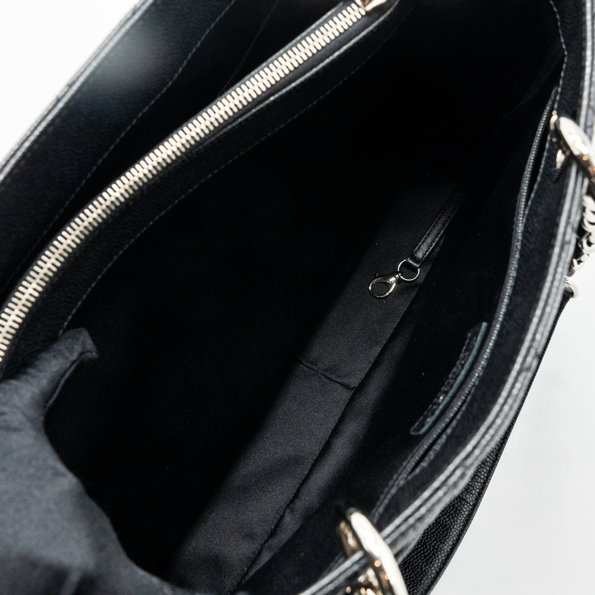 CHANEL GRAND SHOPPING TOTE CAVIAR BLACK SHW