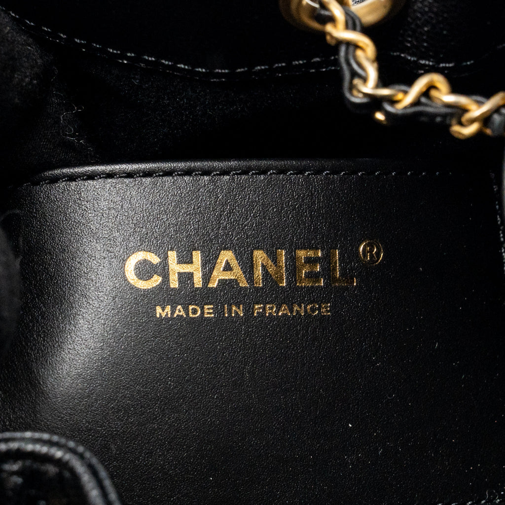 CHANEL SMALL 25 BAG CAVIAR BLACK GHW (MICROCHIP)
