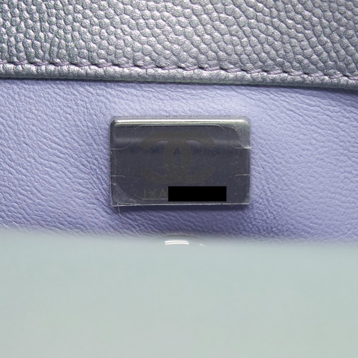 CHANEL 21K SMALL COCO HANDLE 24CM CAVIAR IRIDESCENT LILAC RAINBOW HARDWARE (MICROCHIP)