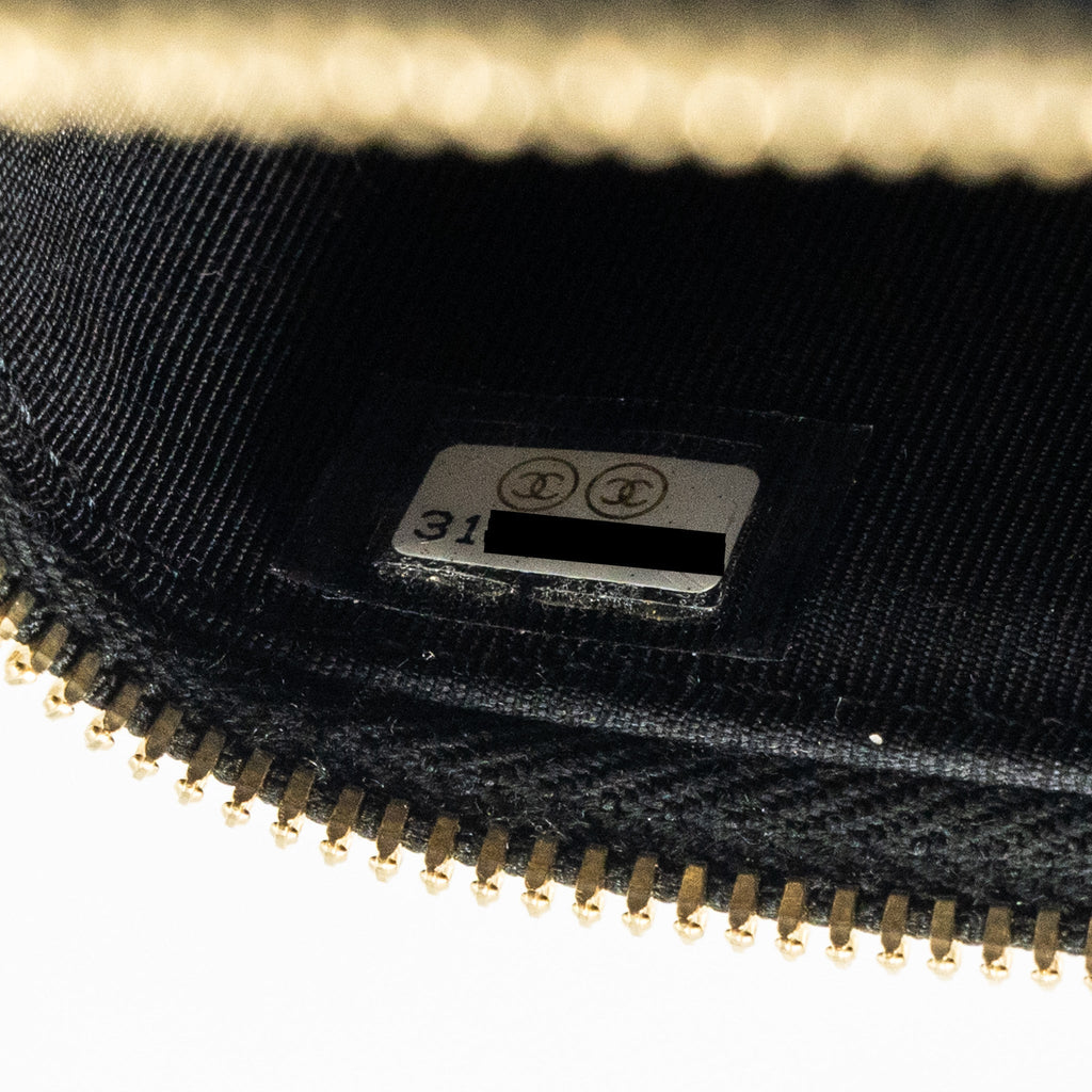 CHANEL SMALL VANITY CLUTCH WITH CHAIN CC PEARL CAVIAR BLACK LGHW